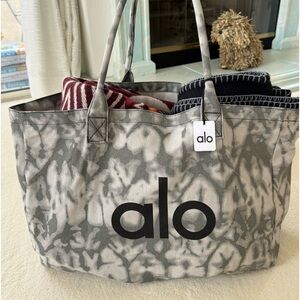 New ALO Tote Bag